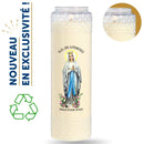 Bougie de neuvaine effigie Notre Dame de Lourdes. Contenant à ornement décoratif. en relief géométrique. Cire mix végétal et minéral. Contenant en matière recyclable. 9 jours de prière. Ciergerie Desfossés