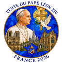 Effigie commémorative Pape Léon XIV France 2026 avec croix, colombe et monuments religieux français