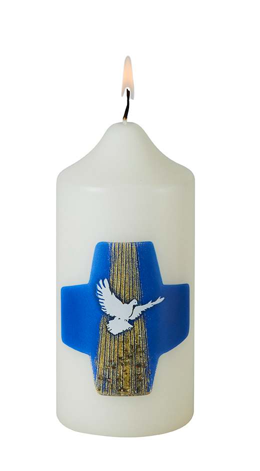 Cierge de confirmation "Esprit Saint" avec médaillon ivoire en relief  Ø 5.7 cm H. 11 cm  Qualité classique  Coloris blanc cassé Ciergerie Desfossés
