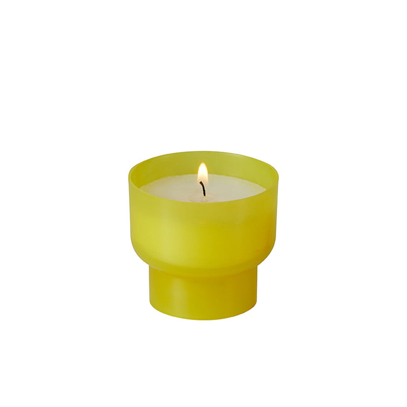 Veilleuse votive Luminat V03 - Durée 6h couleur jaune Godet tulipe zéro plastique, matière 100% végétale. Cire minérale. Hauteur 3.5 cm diamètre 4.3 cm Carton de 540 ou boite de 90 veilleuses. Ciergerie Desfossés
