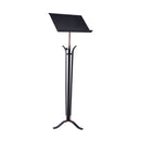 Pupitre ou lutrin réglable en fer forgé. Léger avec une bonne stabilité assurée par trépied. Plateau réglable en hauteur et inclinaison à l'aide d'une simple molette.  H 108 cm L 50 cm 9 kg. Ciergerie Desfossés